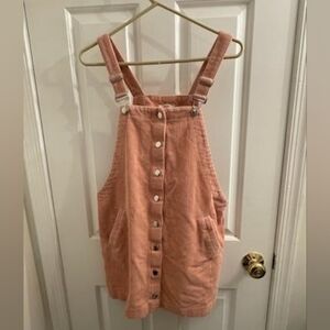Overall courdory dress.